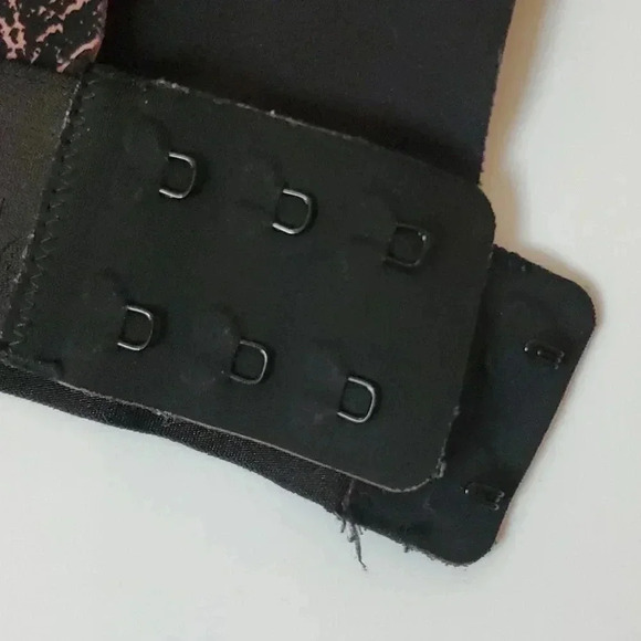 Lululemon Fine Form Bra Lacescape Spanish Rose and Black Size 34C - Picture 8 of 9